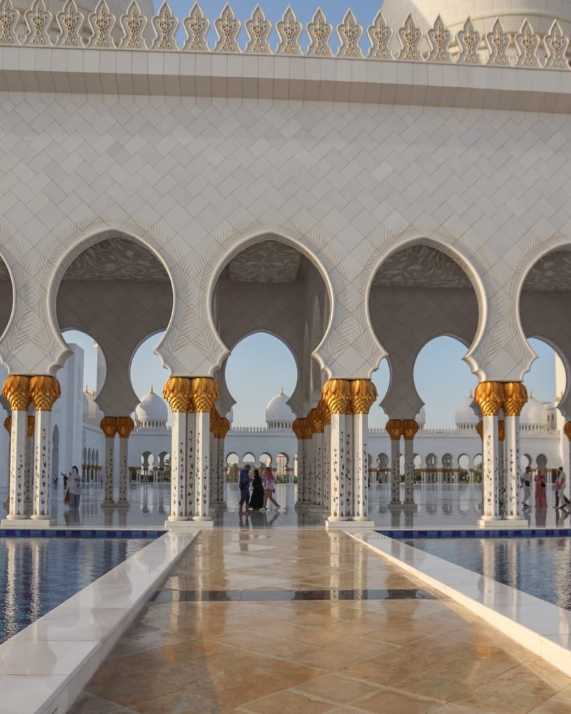 Moschea Sceicco Zayed, Abu Dhabi, esterni colonne