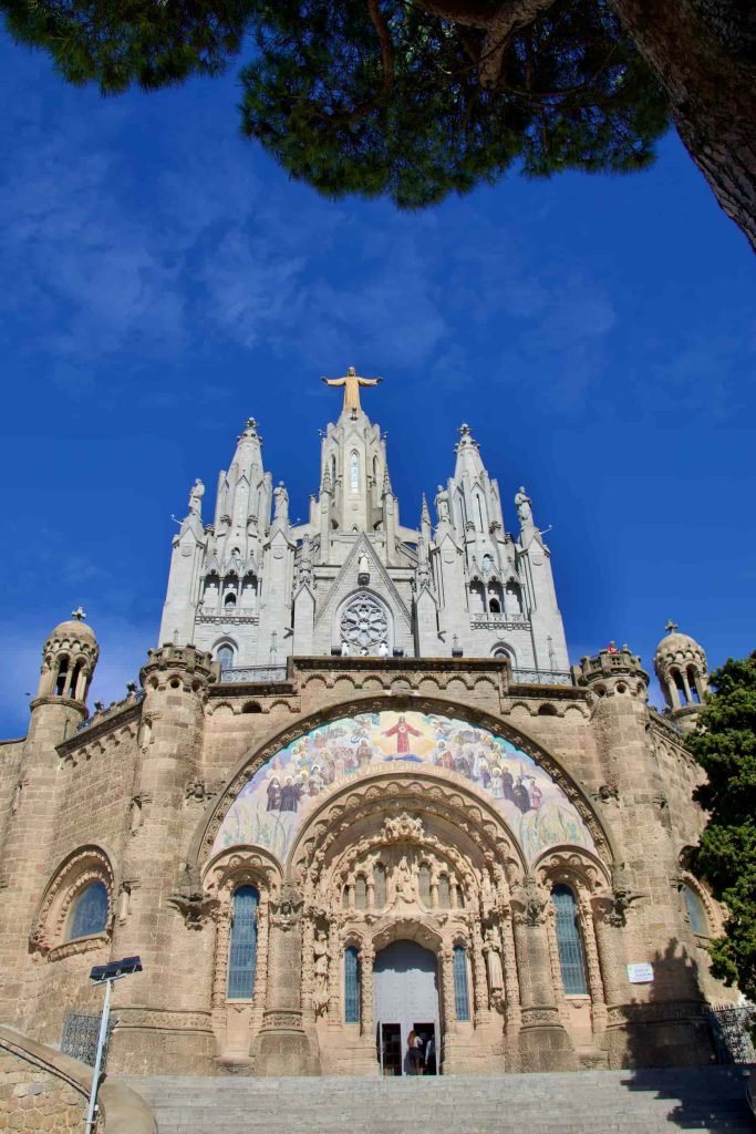 la basilica di Barcellona al Tibidabo.