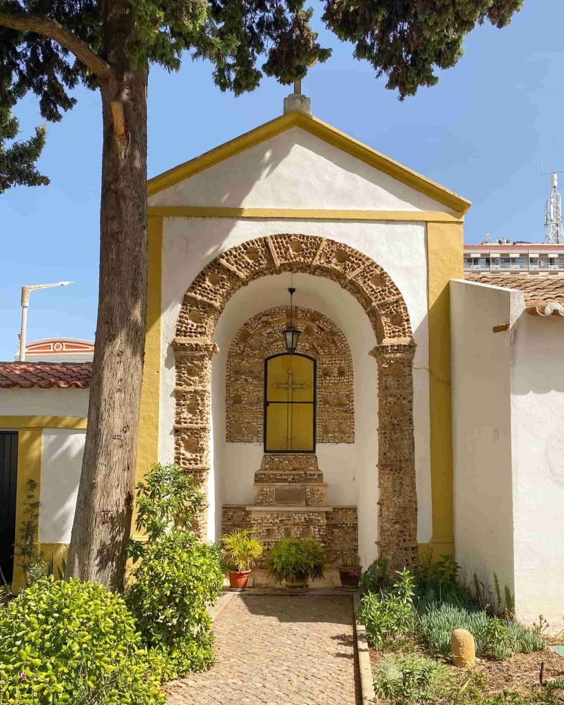 il giardino della capela dos ossos, Portogallo