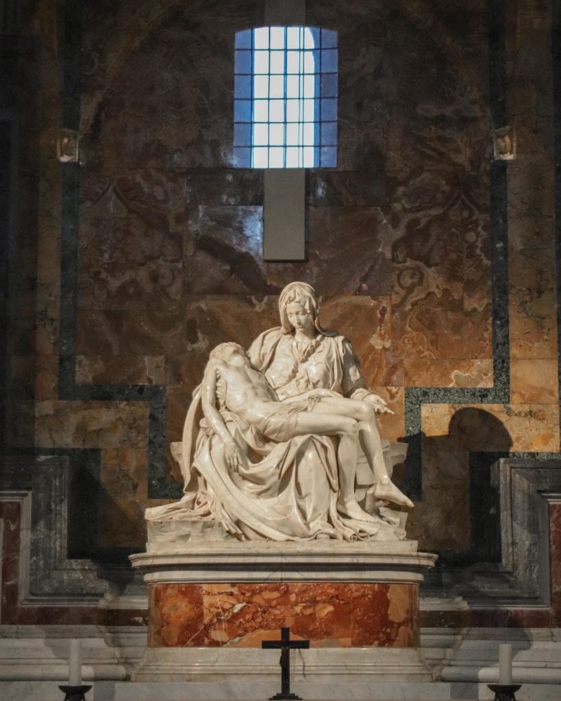 La Pietà di Michelangelo, Roma