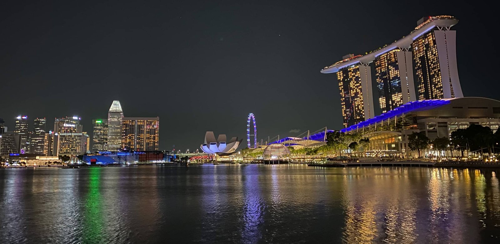 Singapore by night, vista dalla Bay, Singapore
