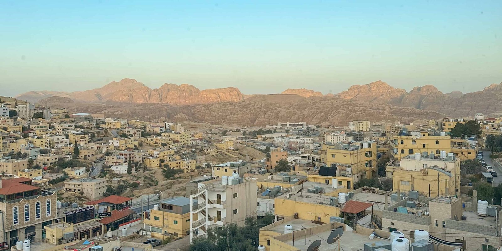 Wadi Musa vista dall'alto