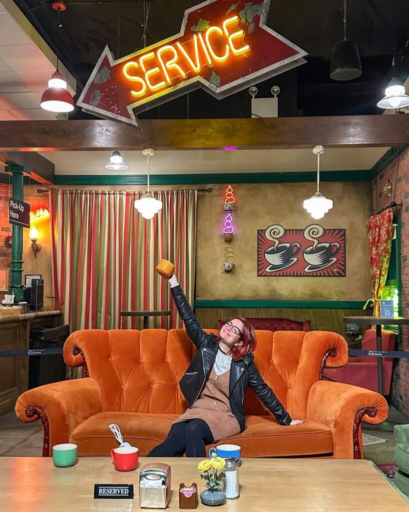 Friends Experience New York