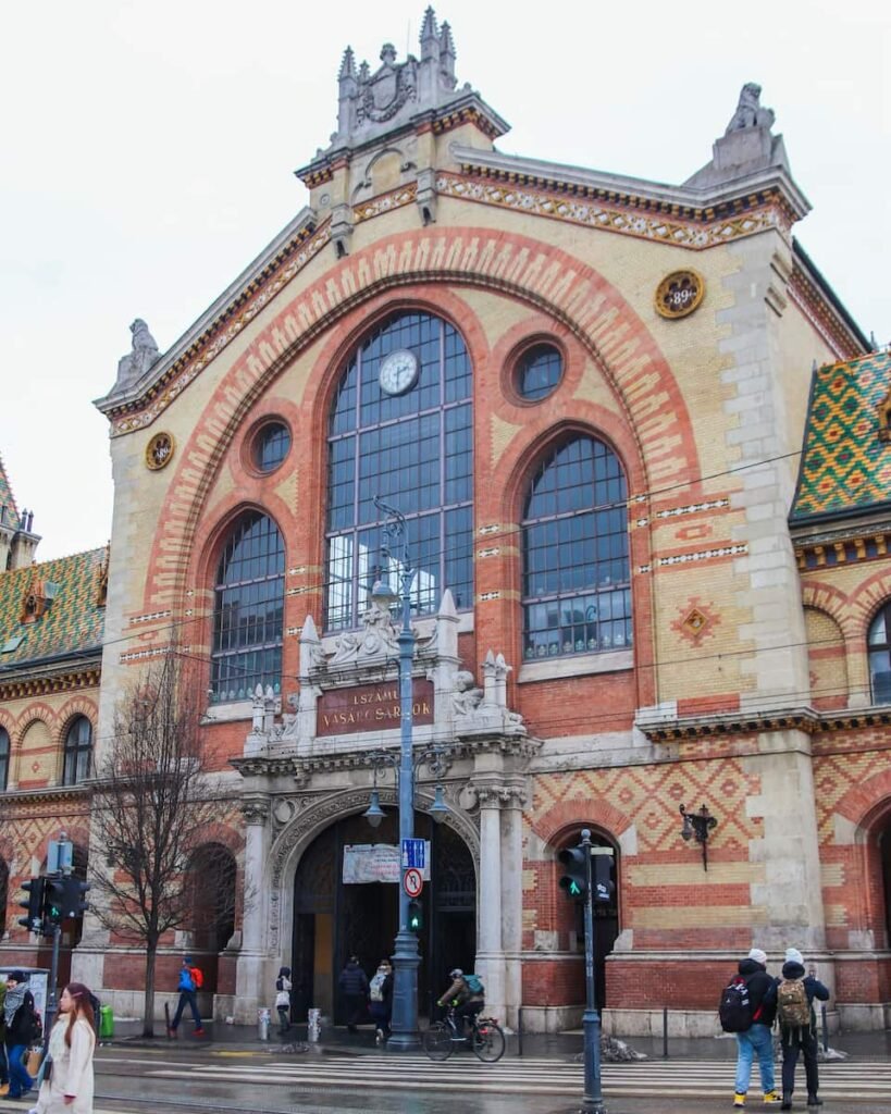mercato centrale in Ungheria